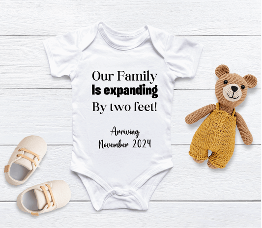 Personalised Expanding Family Baby Pregnancy Announcement Baby Vest - CreationPartyShop