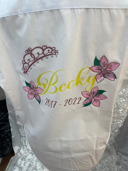 Personalised Glitter & Diamante School Leavers Signing Shirts for Class Year 2025 Children. A beautiful Keepsake of Memories from the Last Day Of School. This listing is for Pink Glitter & Diamanté Crown, Pink Flower Design - Your name in Yellow along with leavers dates.